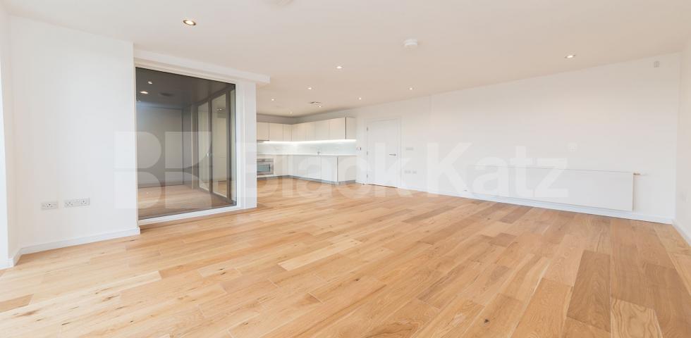 			NEW INSTRUCTION!, 2 Bedroom, 1 bath, 1 reception Apartment			 MURRAIN ROAD, FINSBURY PARK